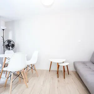  Apartment 8 - Equipe - Carmes, France