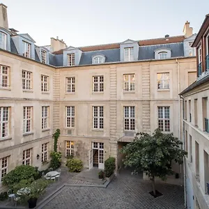  Hostel Mije Marais France