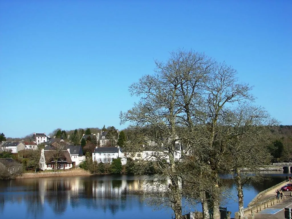Hôtel du Lac Huelgoat Hotel